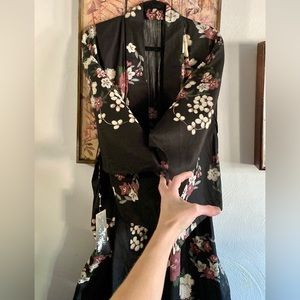 NWT VINTAGE JAPANESE KIMONO ROBE OVERSIZED KIMONO SLEEVE MAXI DRESS ROBE OSFM